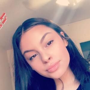 Meet your Posher, Mariza